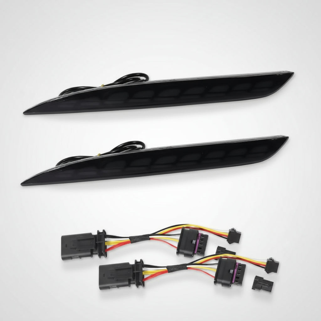 Car Bumper Reflector Lights for Tesla Model Y, Function as Tail, Brake, Rear Fog or Add-On Sequential Blink Turn Signals 20-23